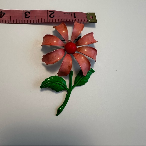 Vintage Brooch Large Enamel Flower Pin - Picture 5 of 5